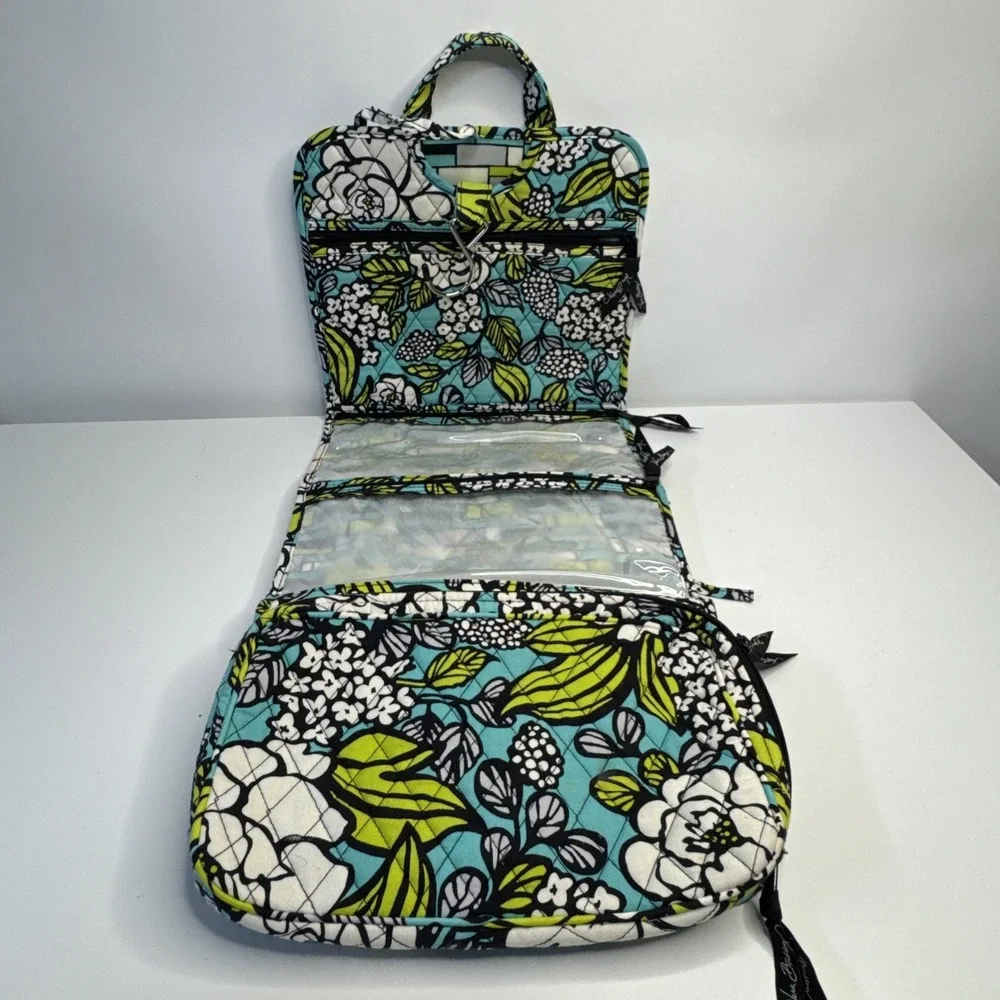 Vera Bradley Island Blooms Travel Toiletry Makeup Bag Retired Pattern